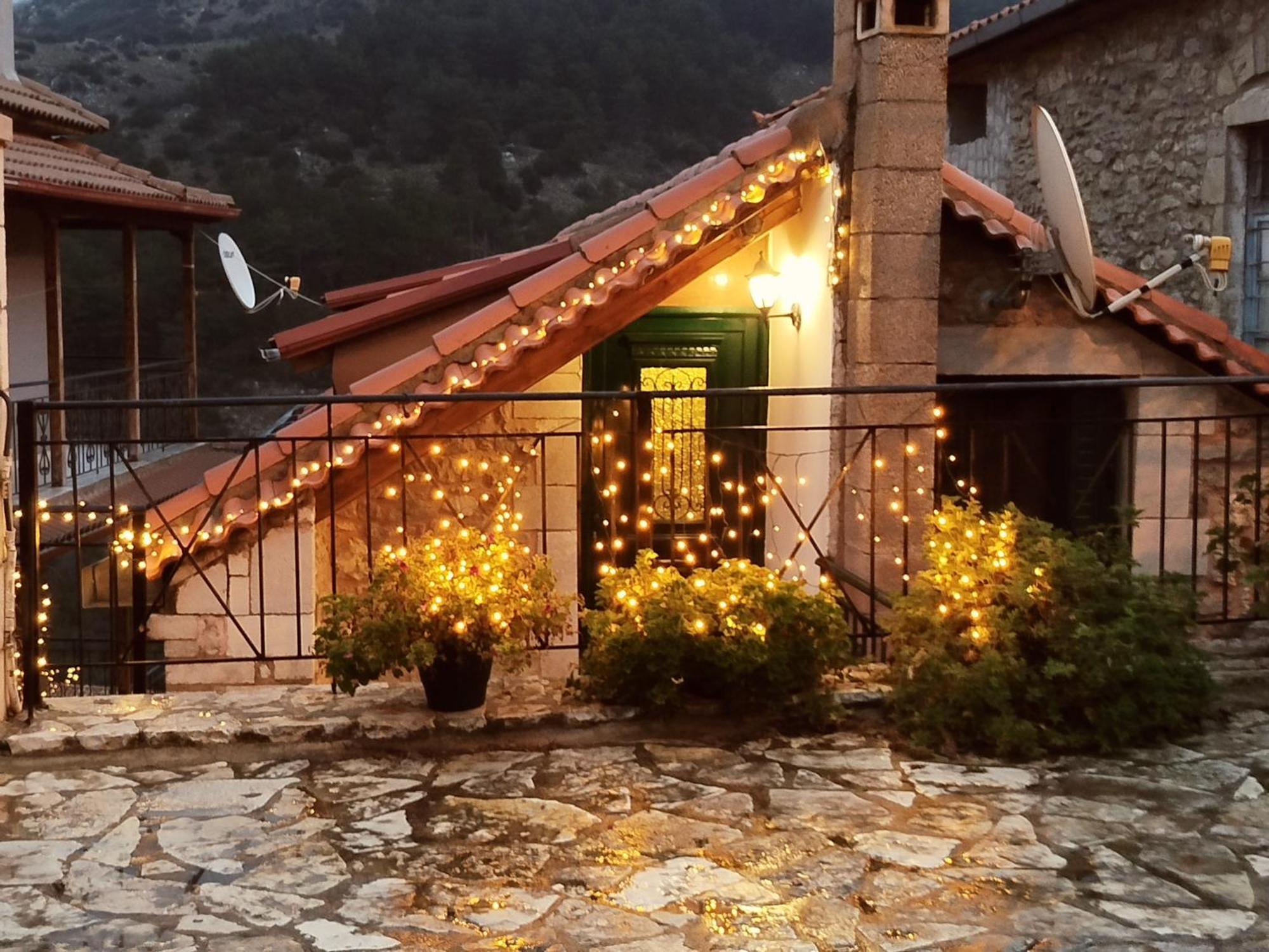 Kristi'S Homes - "Beautiful Attic" In Dimitsana Zewnętrze zdjęcie